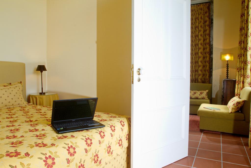 Casa Dos Barcos Furnas Guest House Ruang foto